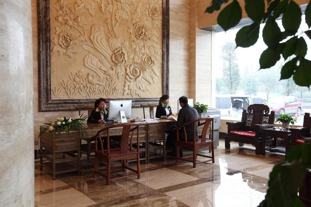 Chengdu Bai Gang International Hotel 외부 사진